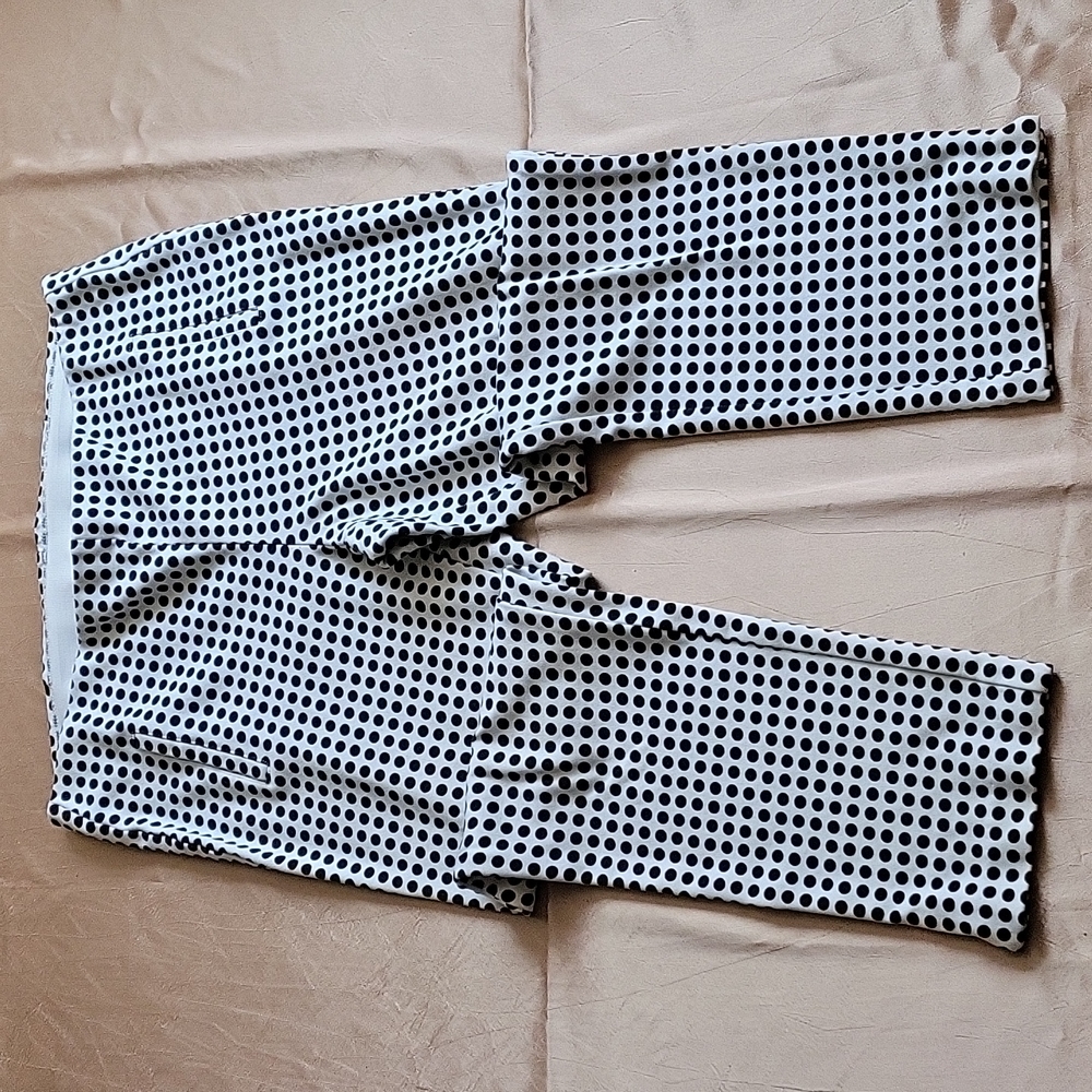 Chico's EUC women's black & white poka dot knit ankle pants size 2/L/12